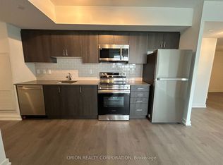 556 Marlee Ave #818, Toronto, ON M6B 3J4