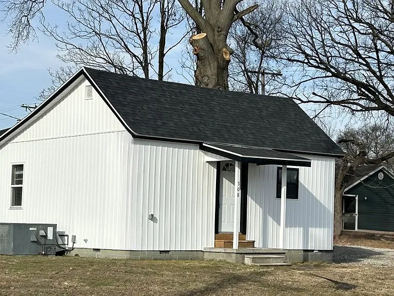 508 S Joplin St — Photo 1