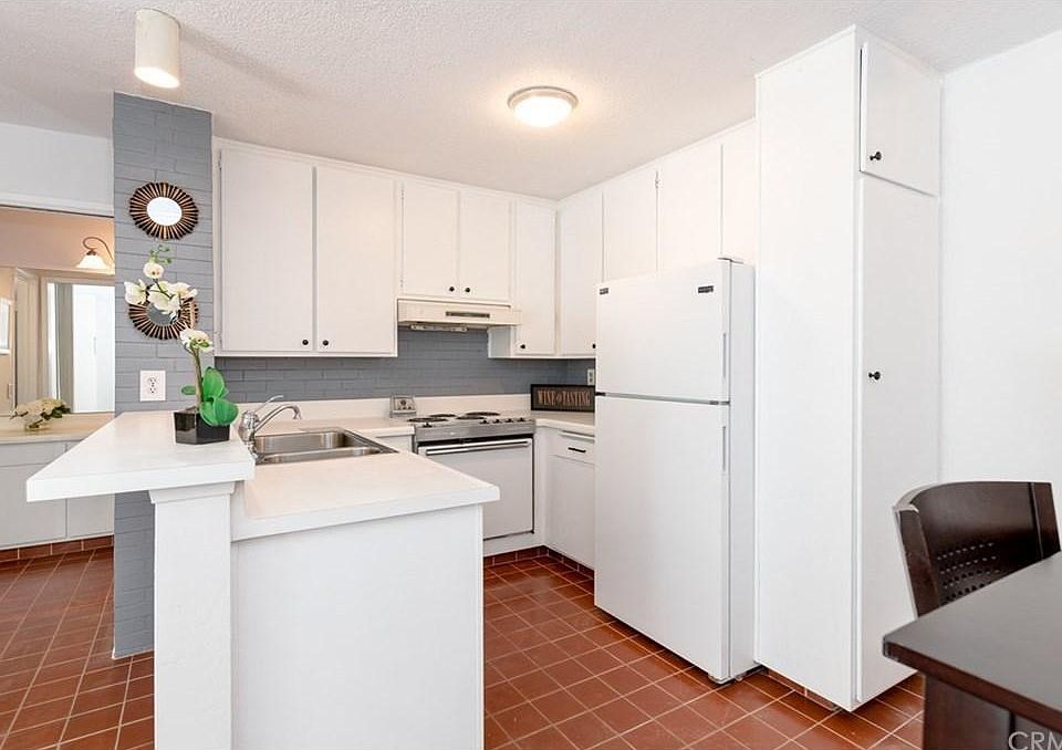 1st image of 1885 Diamond St Unit 2-105