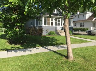 1340 6th St S, Fargo, ND 58103