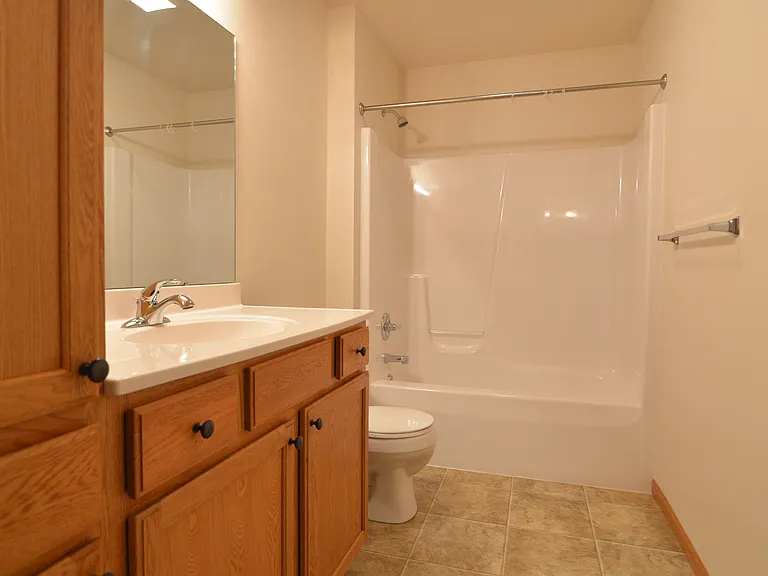 7720 Commerce Park #101 — Photo 8