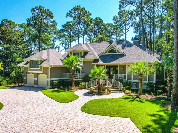 2 Twickenham Ln, Hilton Head Island, SC 29928