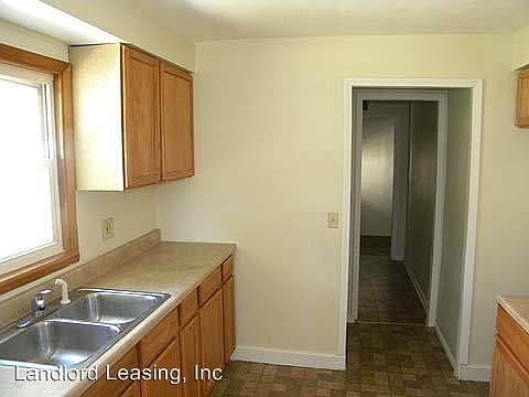 3rd image of 541 Cornell Ave