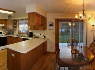 1324 9th St, Jesup, IA 50648