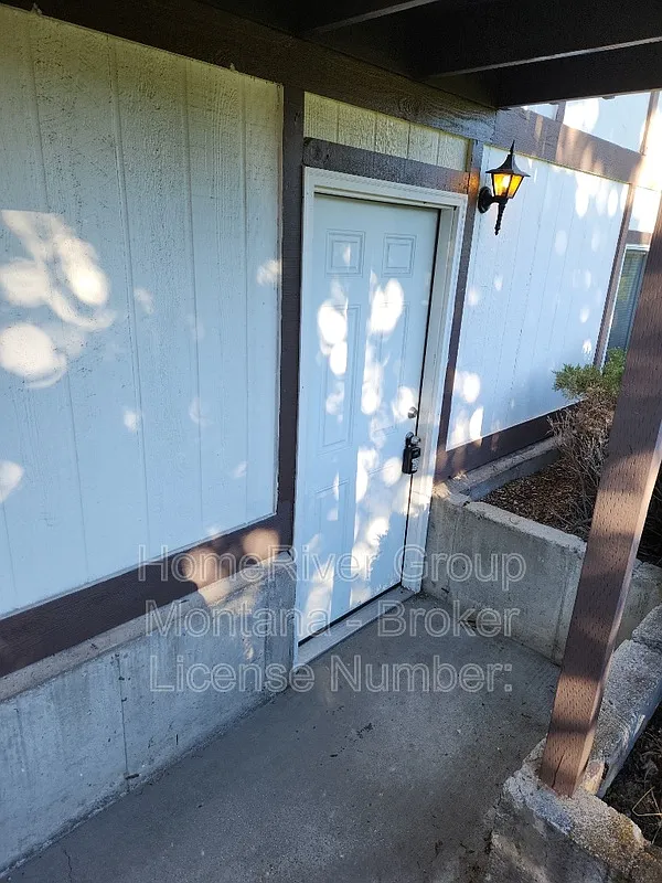 1 bed, 1.0 bath, 650 sqft, $1,195 — Photo 2