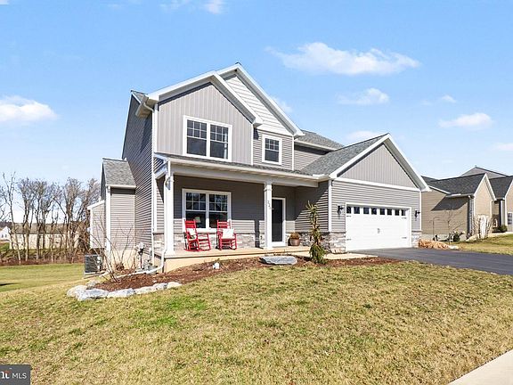 2nd image of 220 Pebble Dr