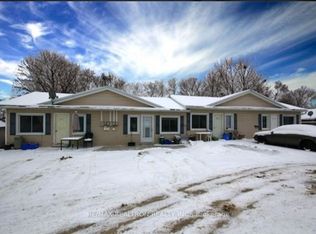 279 Pasadena Dr UNIT B, Georgina, ON L4P 2Z1