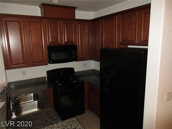 4th image of 9120 Picturesque Ave