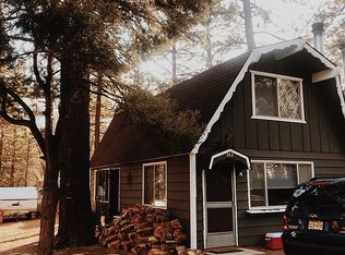 363 Holmes Ln, Sugarloaf, CA 92386