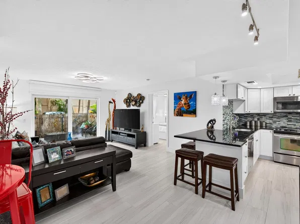 2039 SE 10TH Avenue #512, Fort Lauderdale, FL 33316
