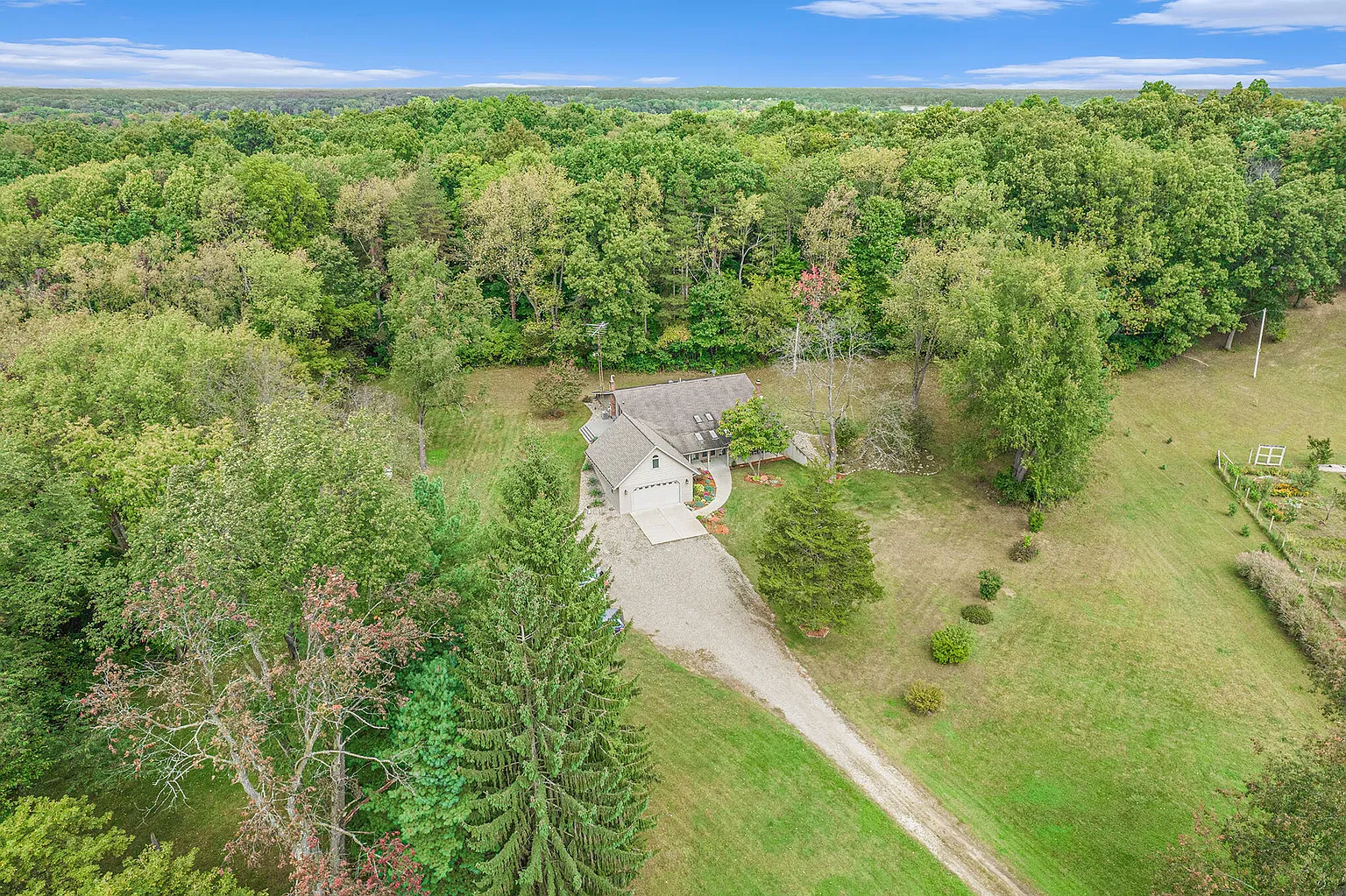 7874 Sears Rd photo 1