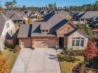 215 Painted Trillium Dr, Conroe, TX 77304