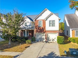 1943 Thomas Pointe Trce, Lawrenceville, GA 30043