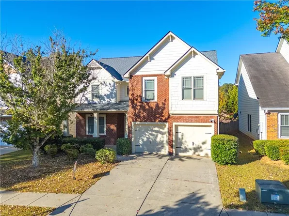 1943 Thomas Pointe Trce, Lawrenceville, GA 30043