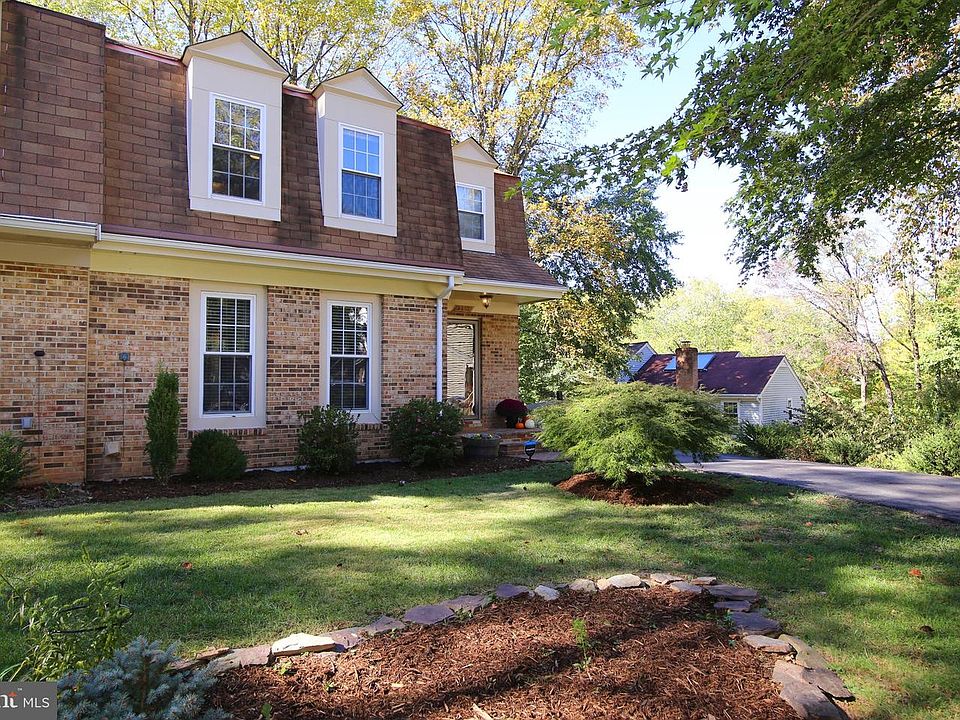 1st image of 5908 Wood Sorrels Ct