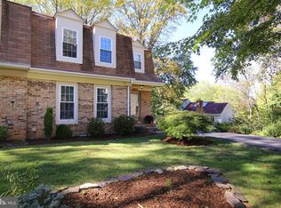 5908 Wood Sorrels Ct, Burke, VA 22015