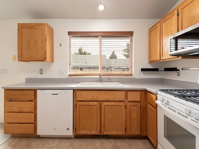 63251 Gallop Ct — Photo 12