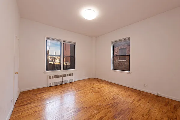 Rented by Compass | media 7