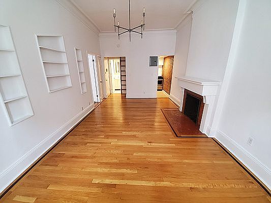 5th image of 46 W 76th St APT 2A