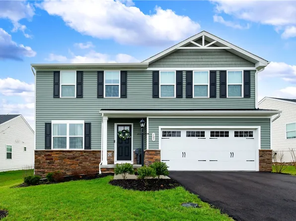 105 Jerome Dr, Butler, PA 16001