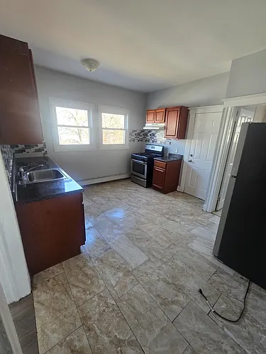 222 Elmwood Ave Photo 1