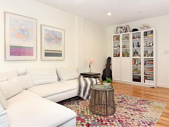 2nd image of 445 Broadway APT 1Q