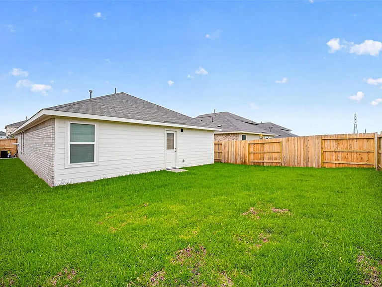26834 Vanilla Pearls Ln — Photo 41