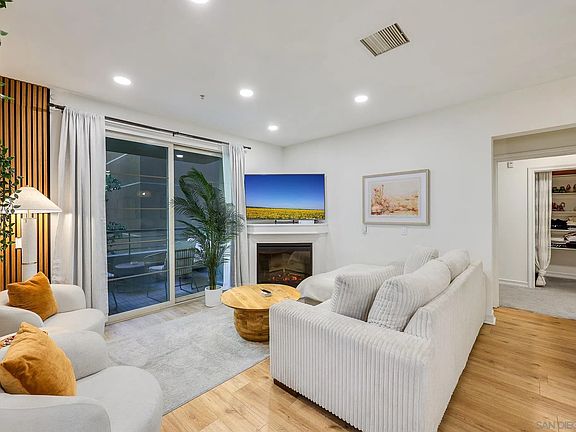 5th image of 1465 C St Unit 3310
