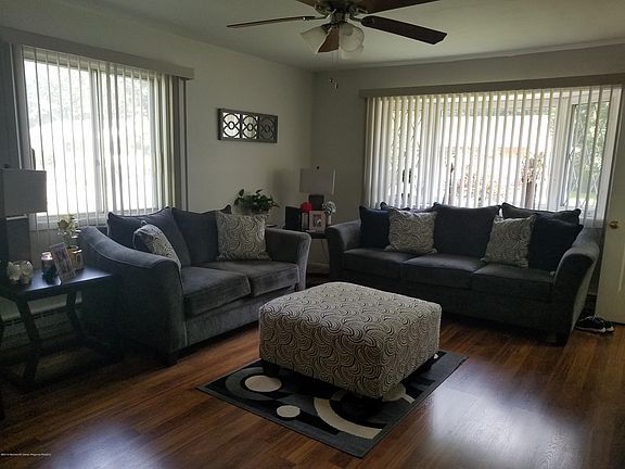 3rd image of 16A Maine Ave