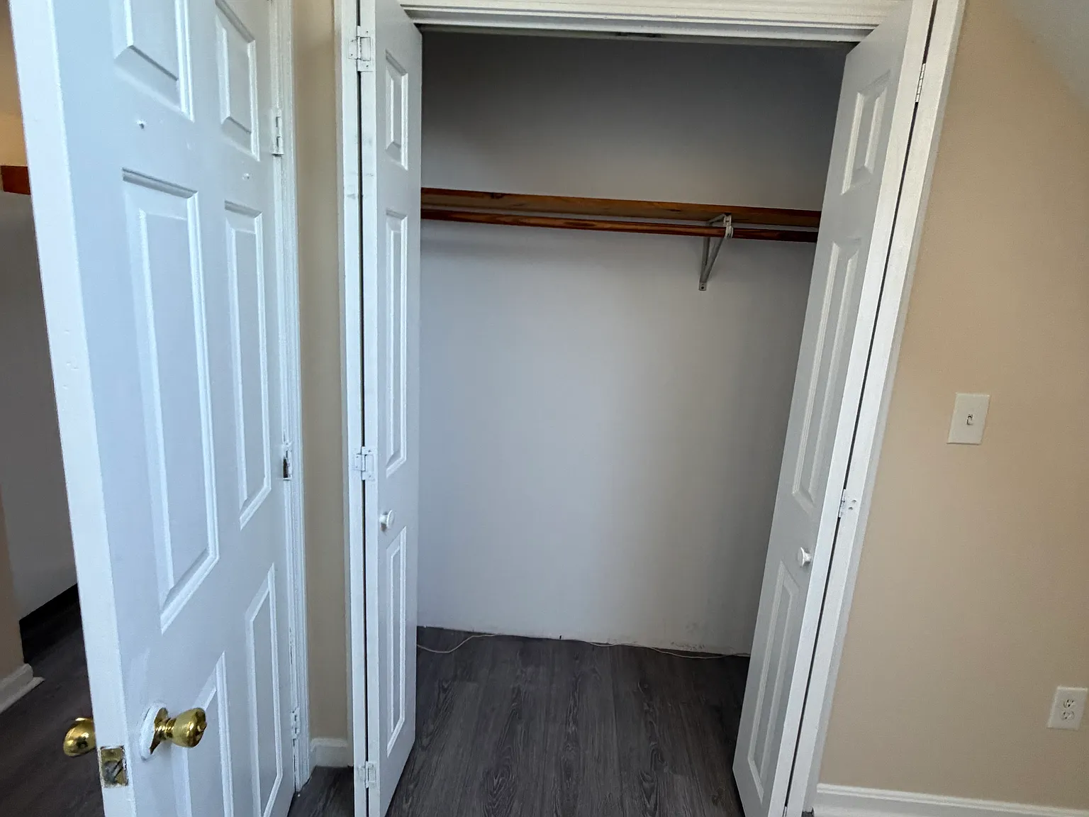 Studio, 540 sqft, $2,100 — Photo 2