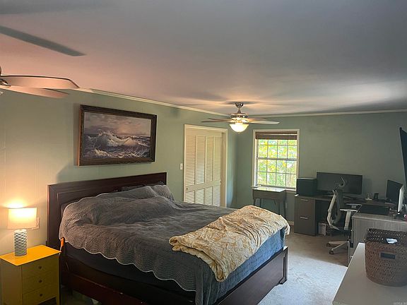 2nd image of 61 Lakeview Dr