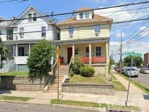 205 Paul Robeson Blvd #2, New Brunswick City, NJ 08901