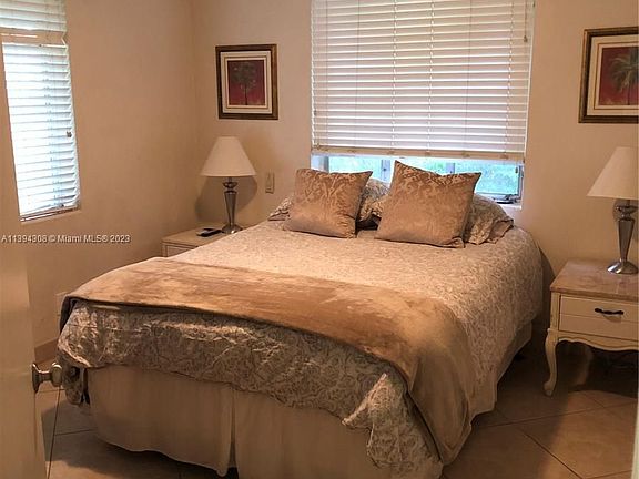 2nd image of 1637 Fletcher St APT A