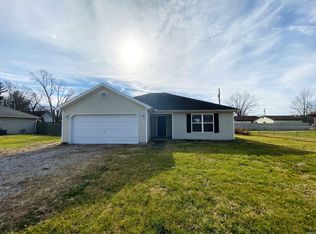 615 W 9th St, Grandview, IN 47615