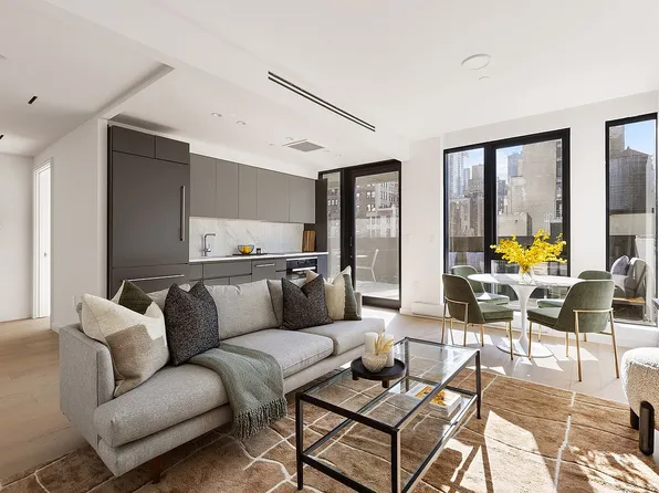 300 W 30th St APT 13B, New York, NY 10001
