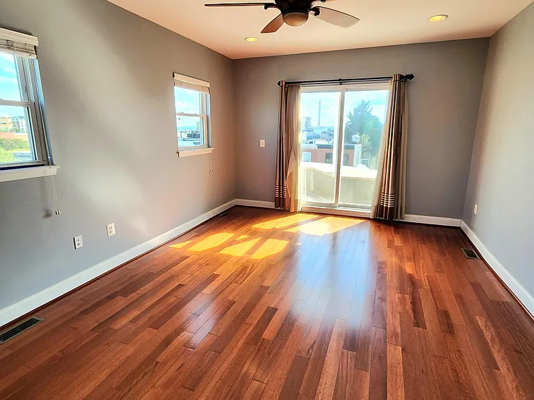 764 E Fort Ave — Photo 36