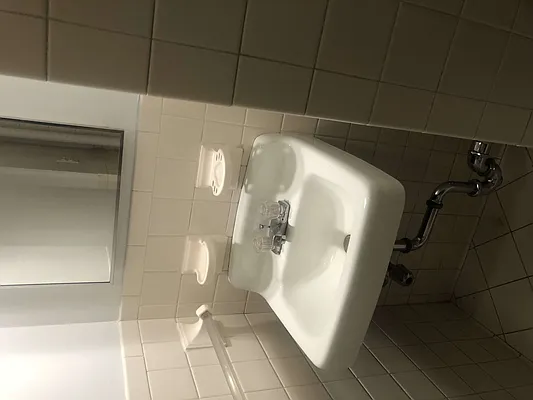 Rented by Waverly Realty Associates | media 7