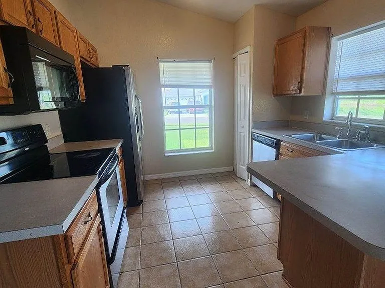 161 Eagle Point Blvd — Photo 7