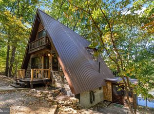 302 Tuscarora Trl, Berkeley Springs, WV 25411