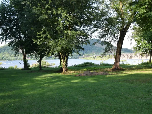 725 S Main St, Marysville, PA 17053