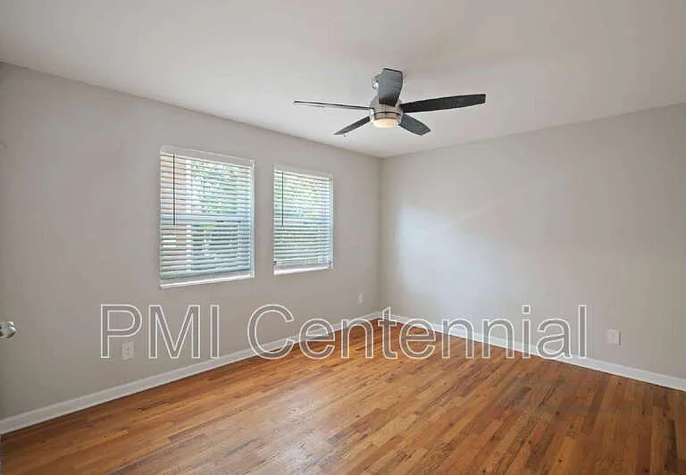 950 Saint Charles Ave NE #9 — Photo 10