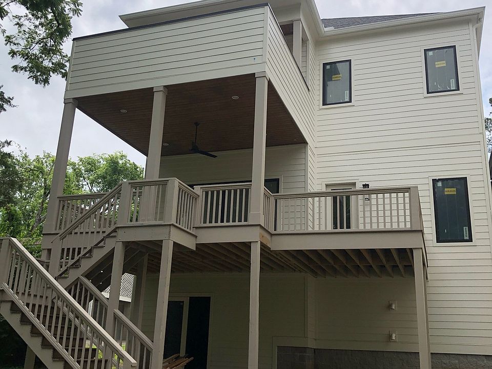 2nd image of 3804 Harding Pl