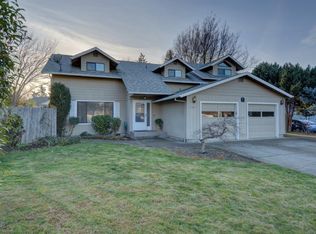1361 Brook Ct, Medford, OR 97504