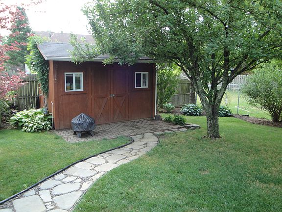 3rd image of 5689 Tricia Dr
