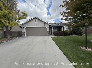 4512 Julie St, Caldwell, ID 83607