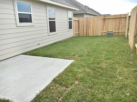 3rd image of 5435 Paiges Way