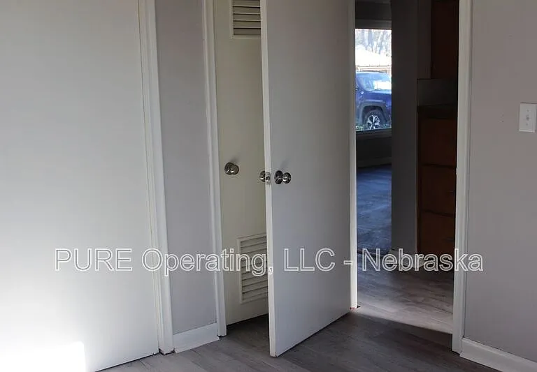 670 S 69th St — Photo 17