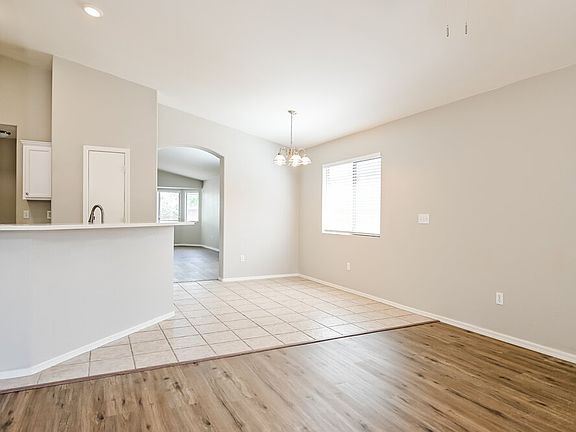 5th image of 10354 E Ravenswood St