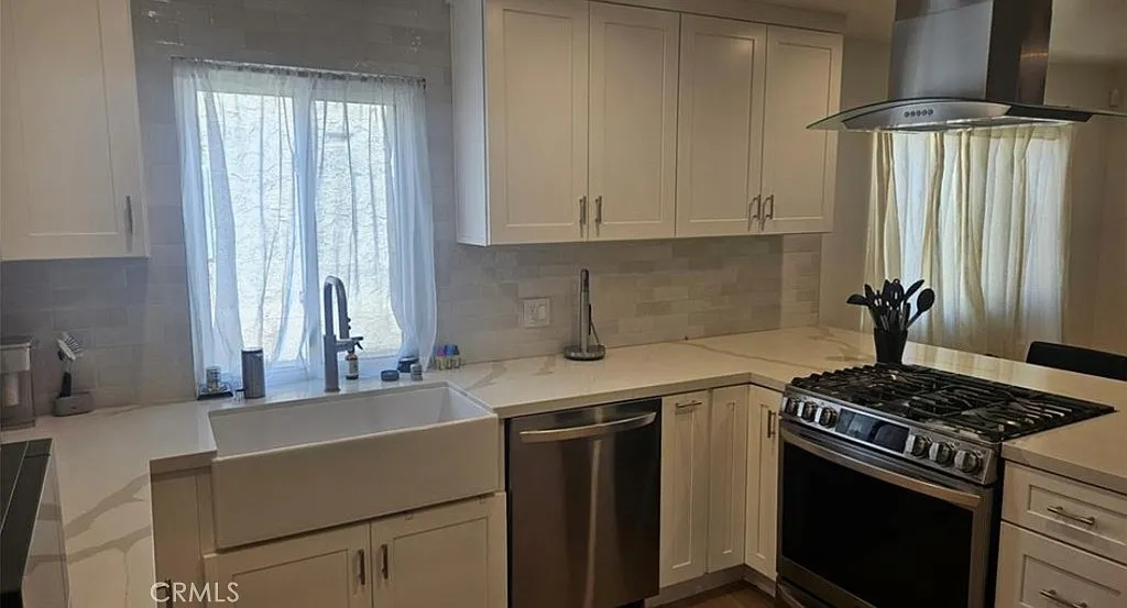 2 bed, 1278 sqft, $3,700 — Photo 4
