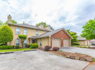 1704 White Oak Ln, Dalton, GA 30721